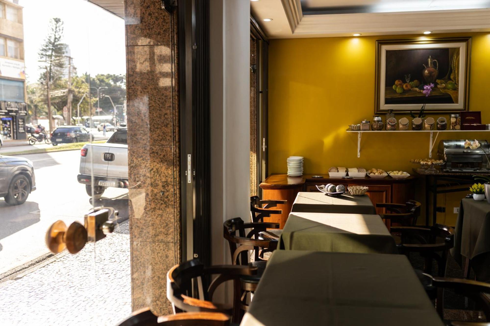 Golden Star Hotel