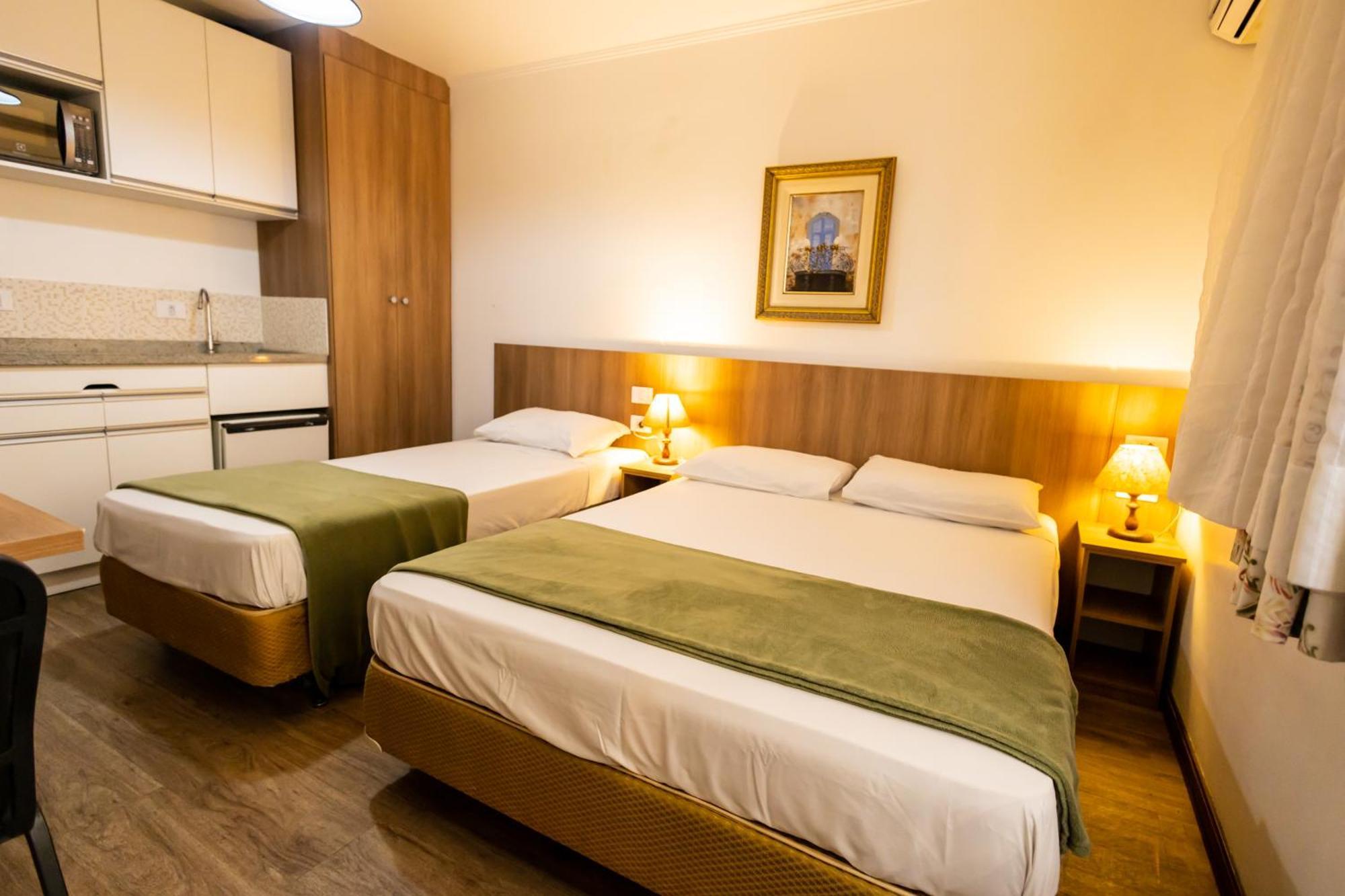 Hotel Golden Star 3*